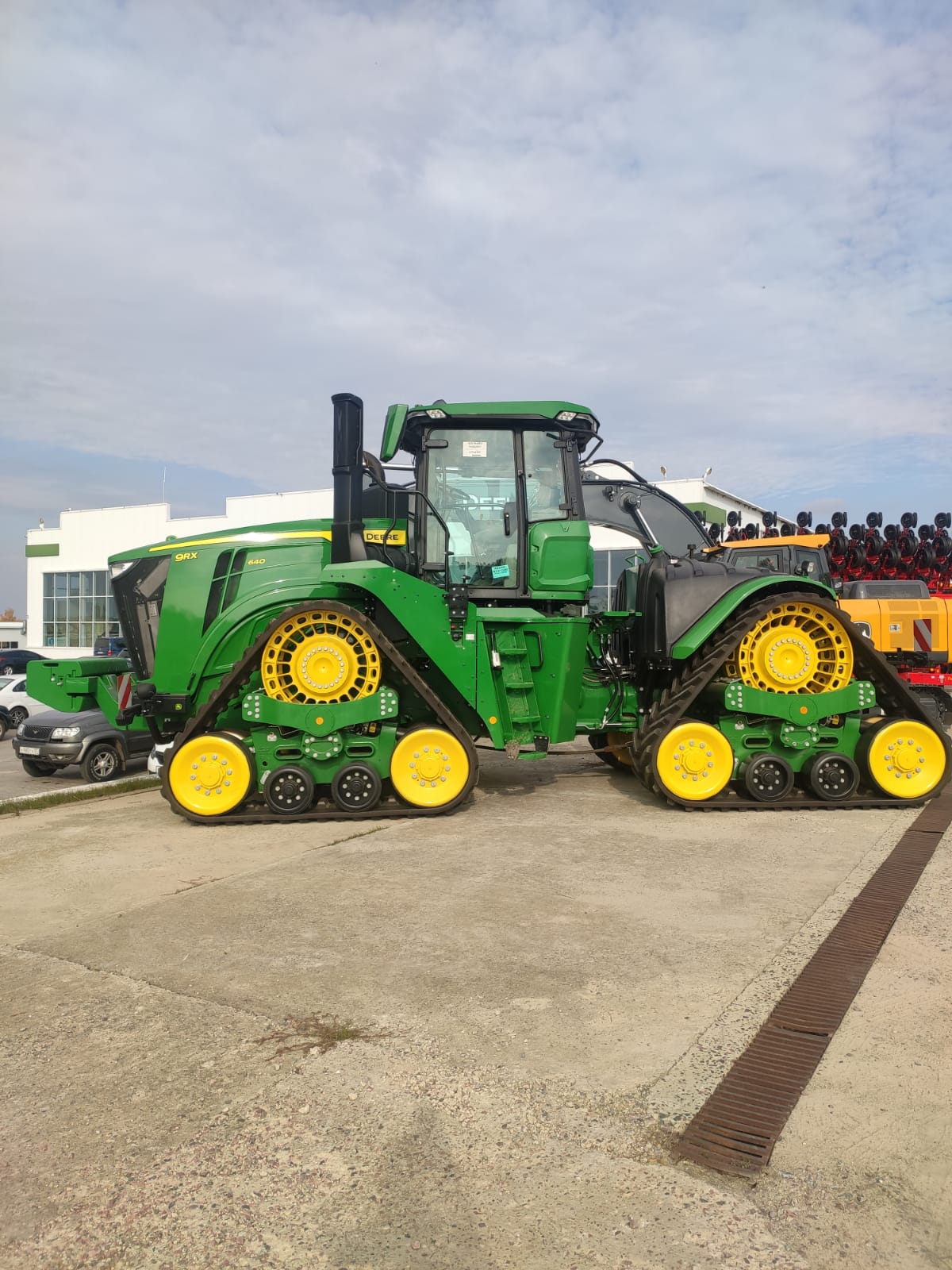 Новинка 2021 года - трактор John Deere 9RX 640 - прибыла в Россию! в  компании TECHNODOM